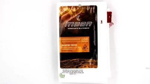 Moon Chocolate Bar – Blasted Toffee Bar